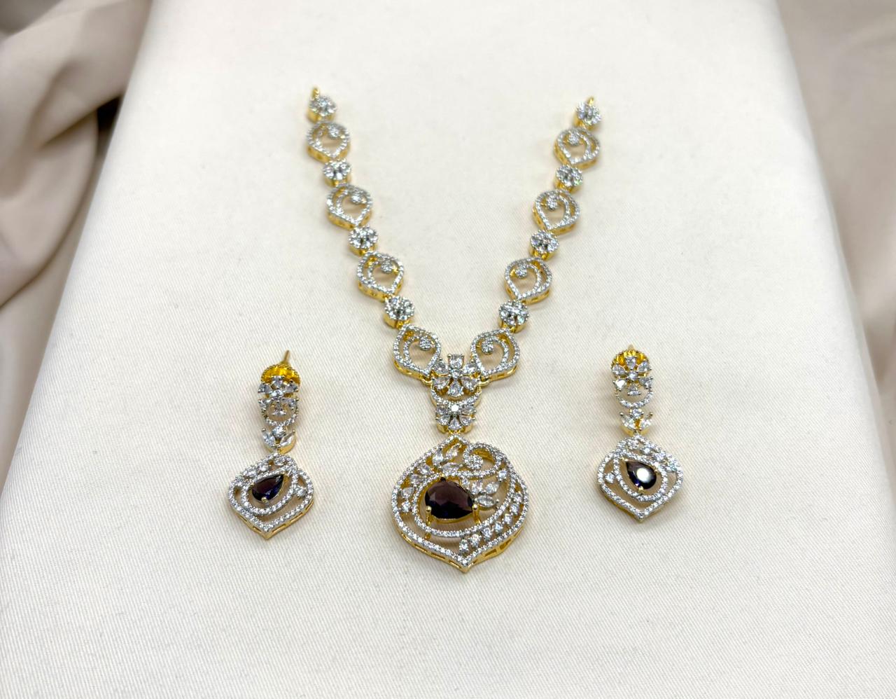 Gj Polish Short Necklace