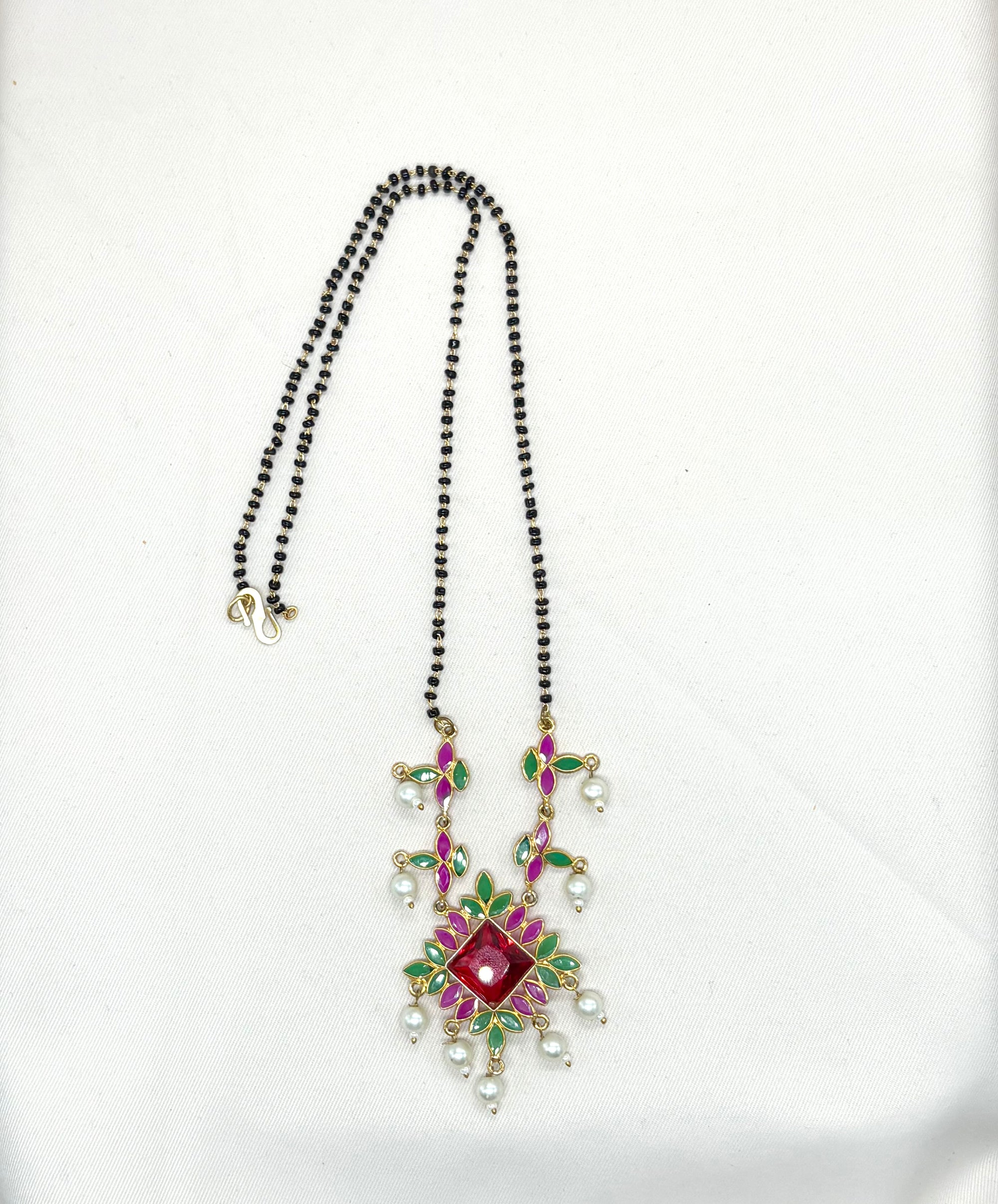 Polki stones and black beads