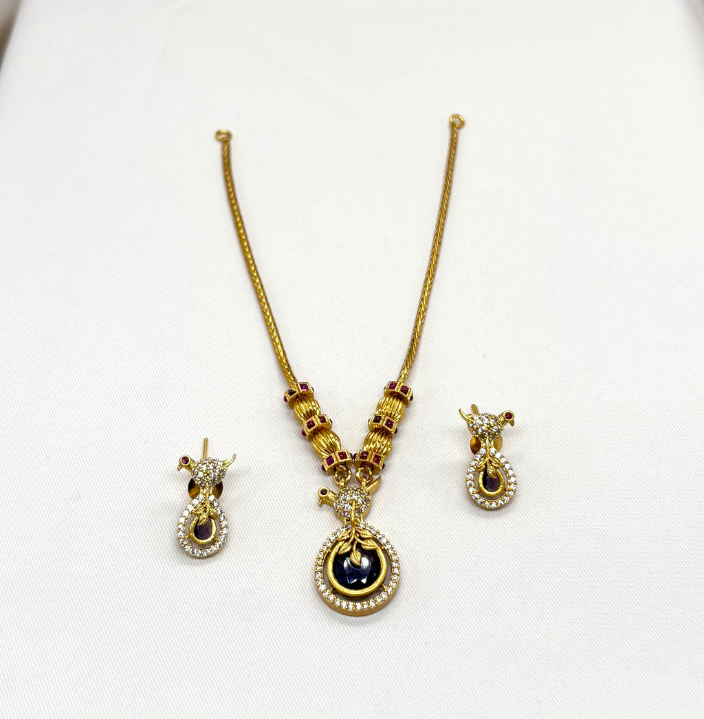 Matte finishing with purple stone flower designed Short Necklace