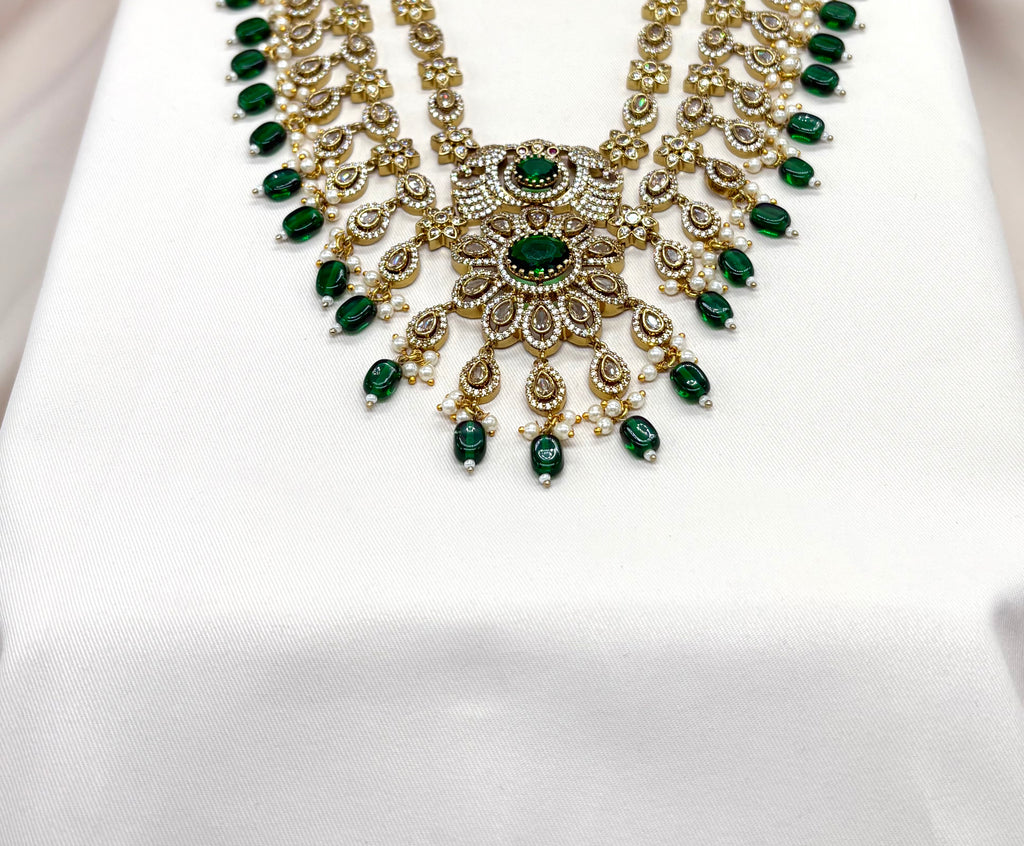 Mehndi finishing with Green Beads step Haram