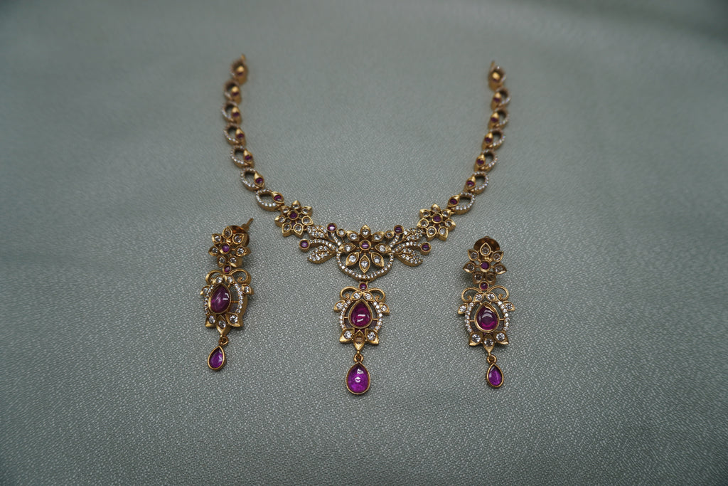Short Necklace