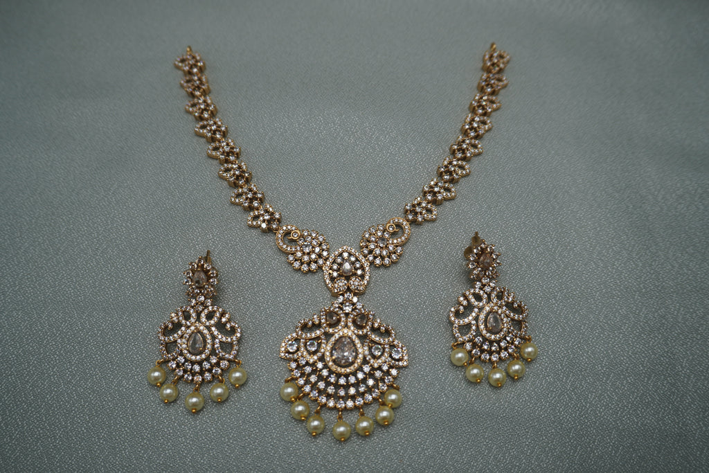 Short Necklace