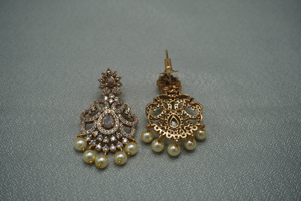 Short Necklace