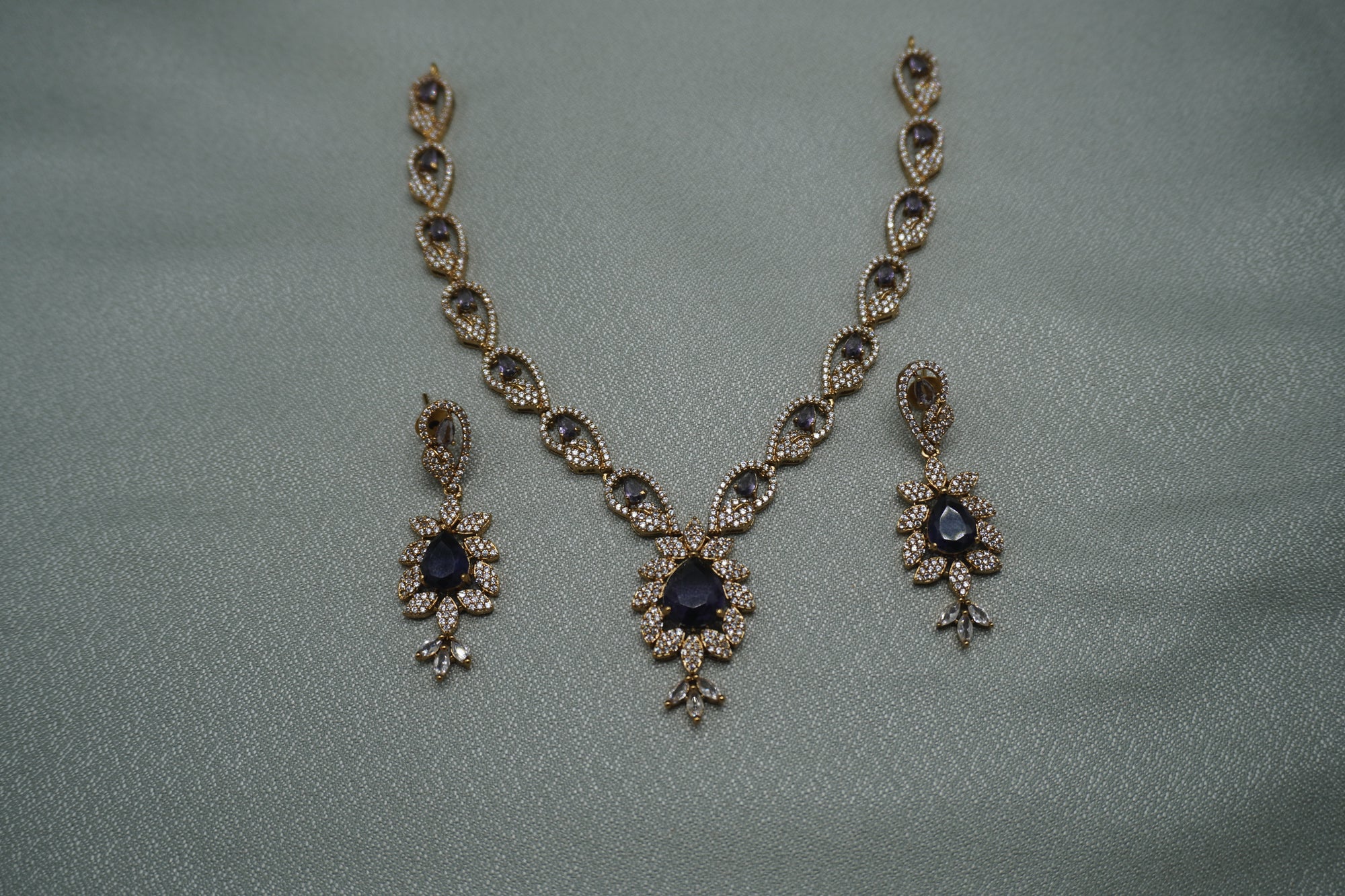 Short Necklace