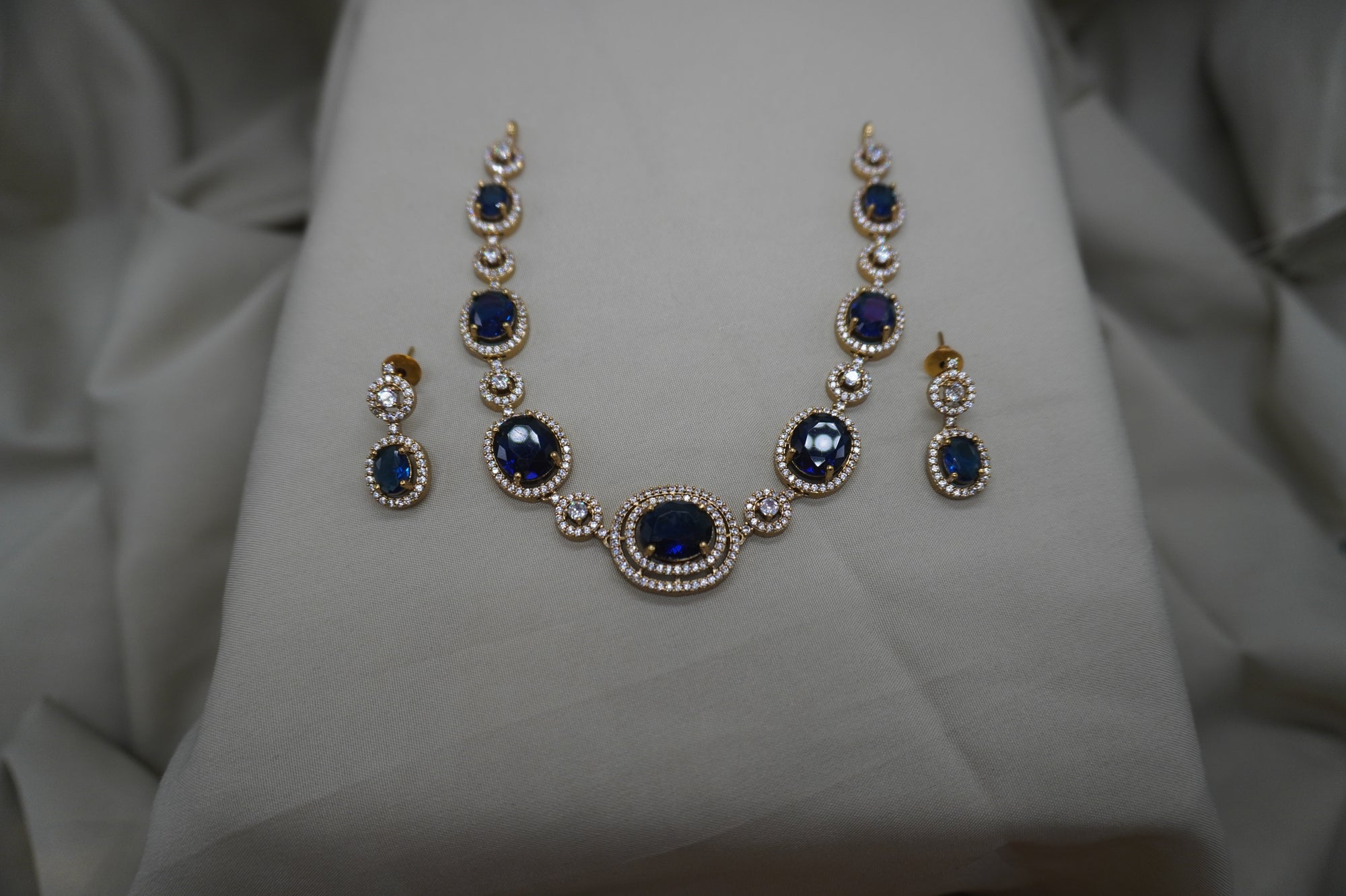 Victorian Short Necklace