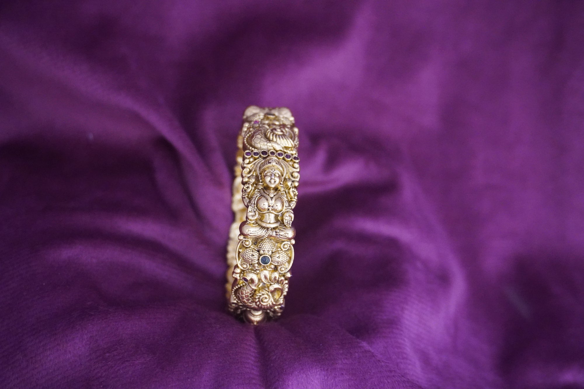 Matte-Gold Bangle