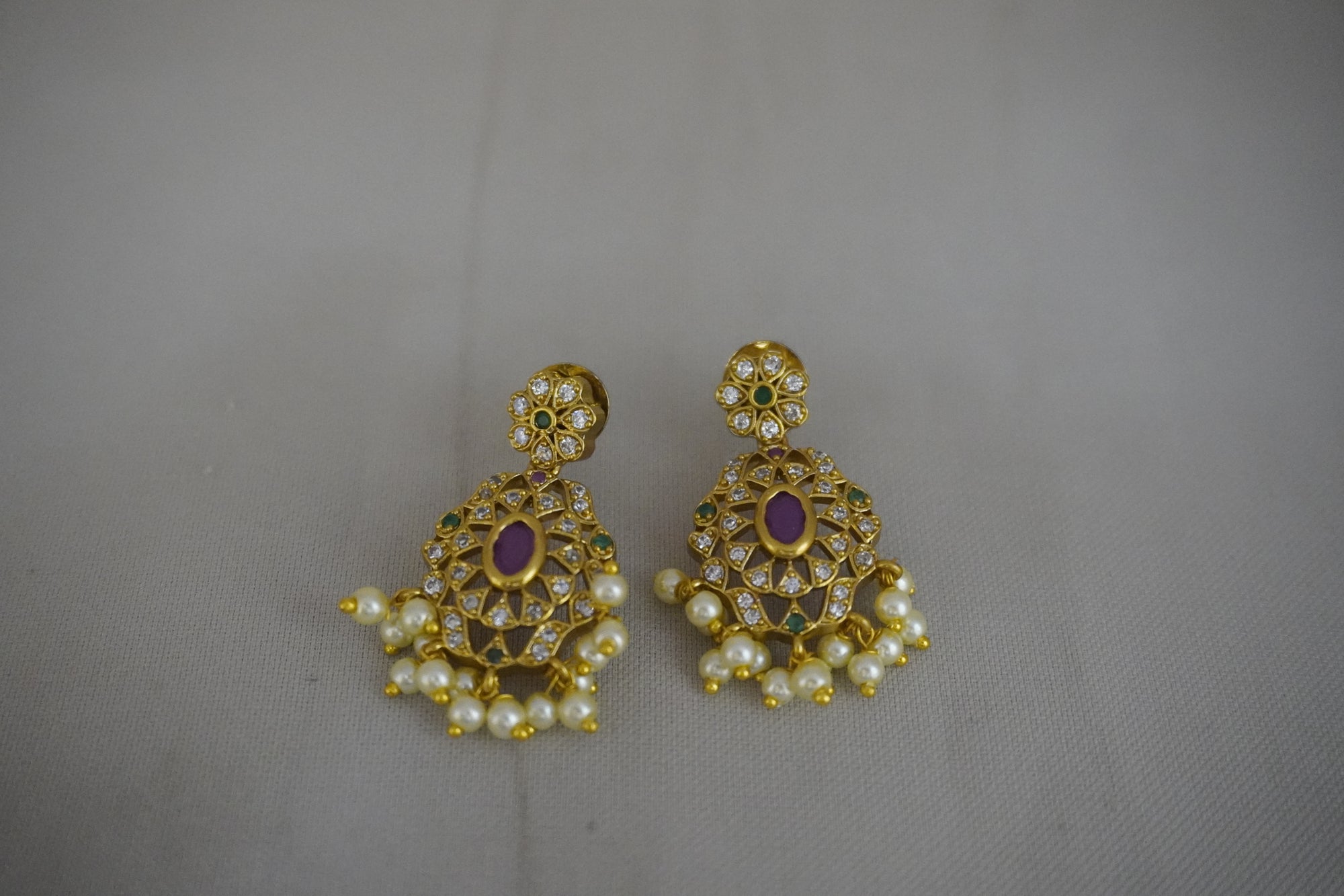 Gold Kanti Necklace