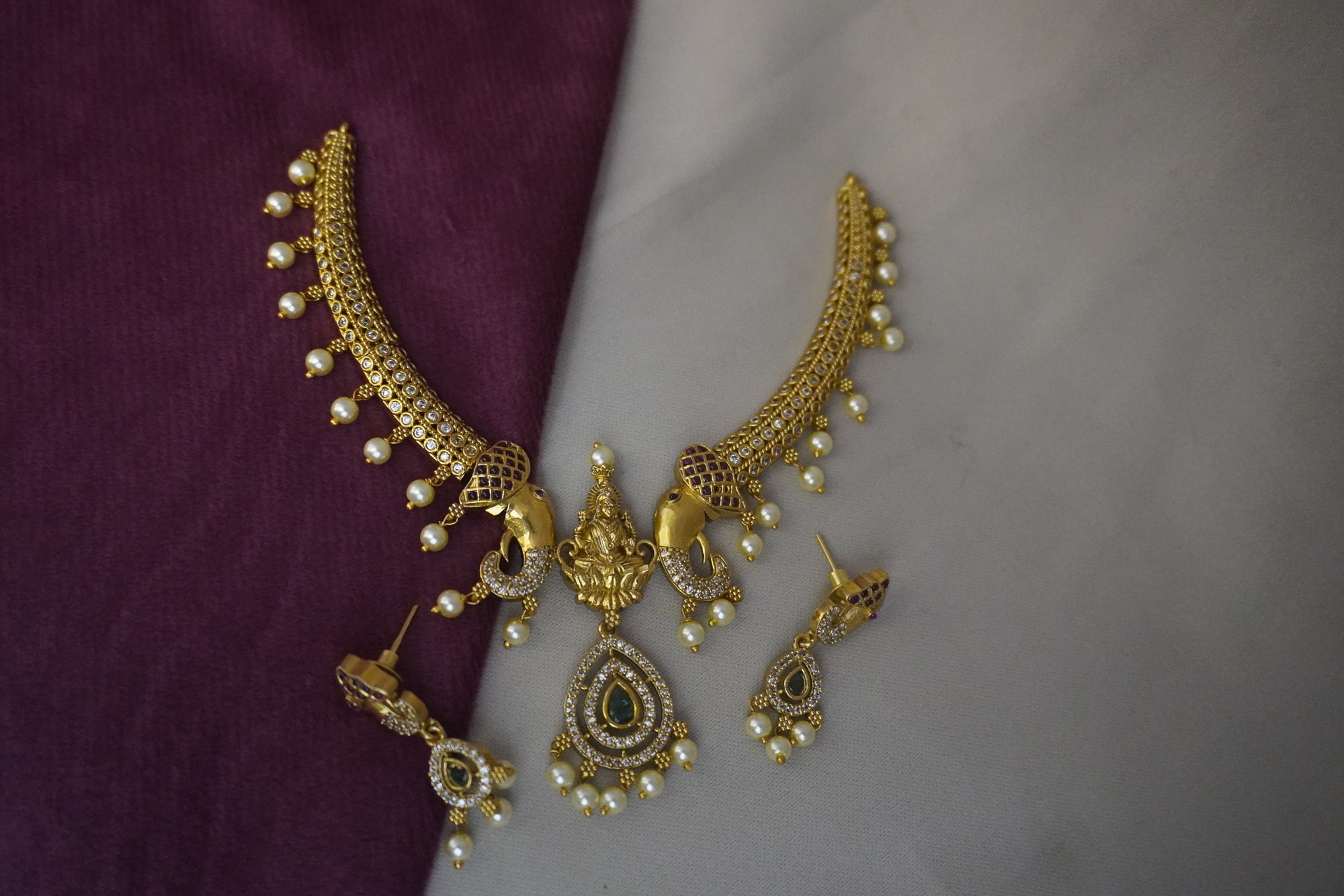 Gold Kanti Necklace