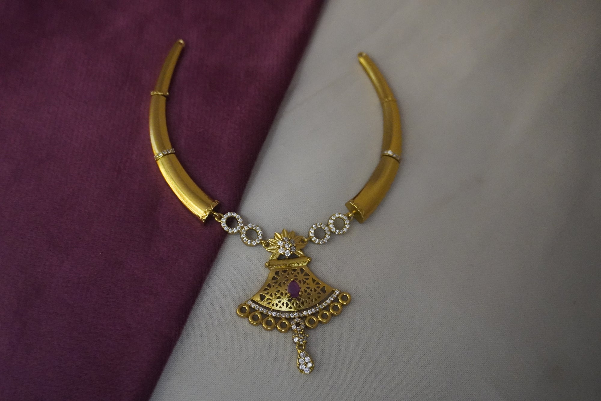 Gold Kanti Necklace