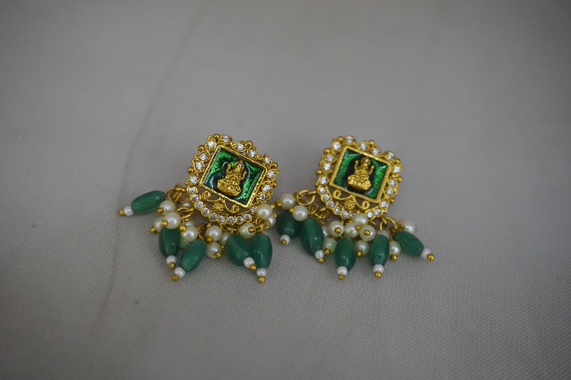 Gold Kanti Necklace