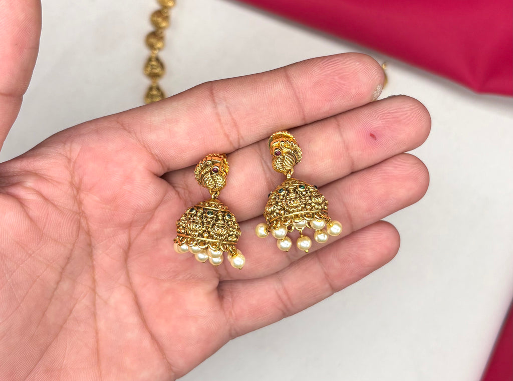 Nakshi finishing Chand design lord Lakshmi pendant short Necklace