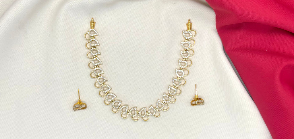 Matte finishing white cubic zirconia stones short Necklace