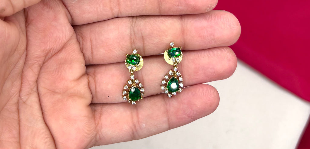 Victorian finishing American Diamond and Green stones Short Necklace