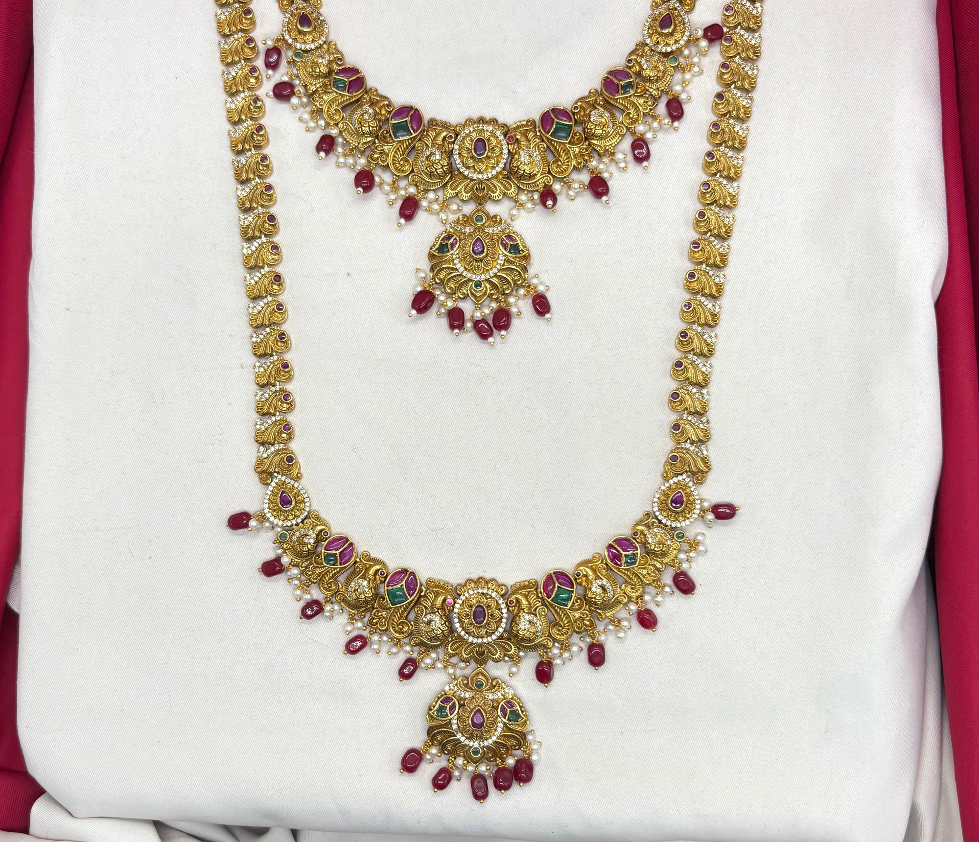 Matte finishing peacock design floral Red Beads Combo-set