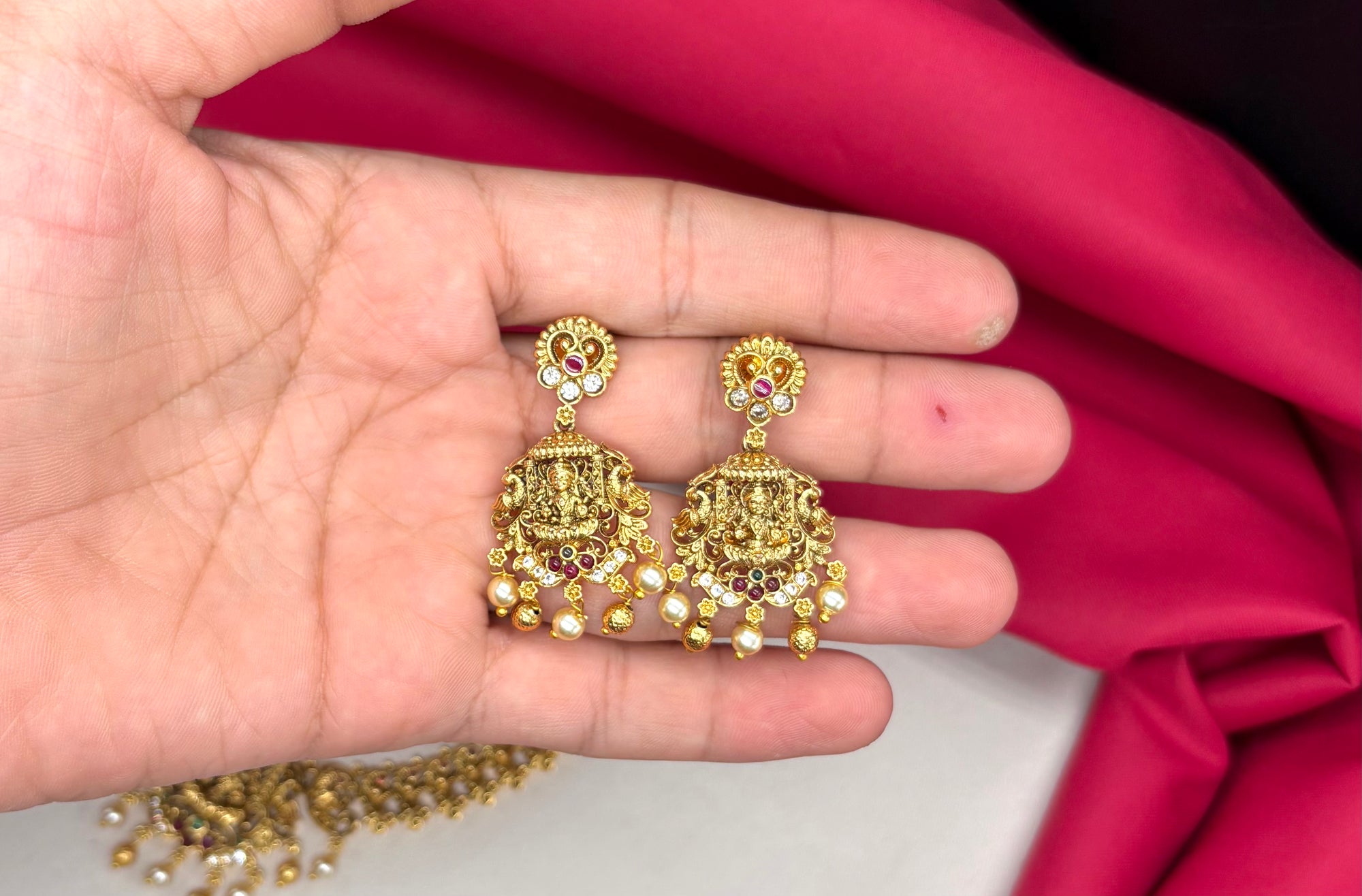 Nakshi finishing lord Lakshmi pendant with peacock design short Necklace