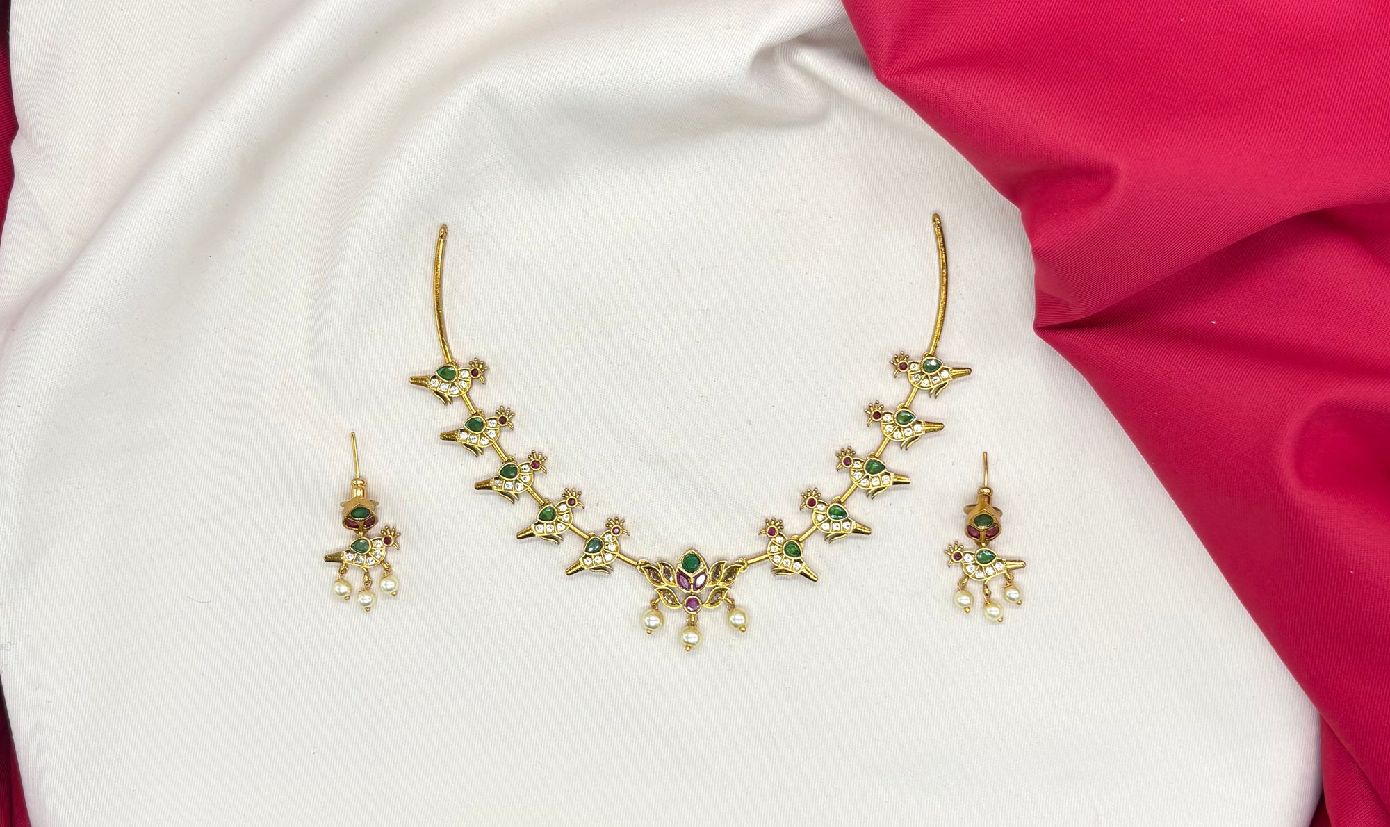 AD Green stones Lotus Birds Hasli Short Necklace