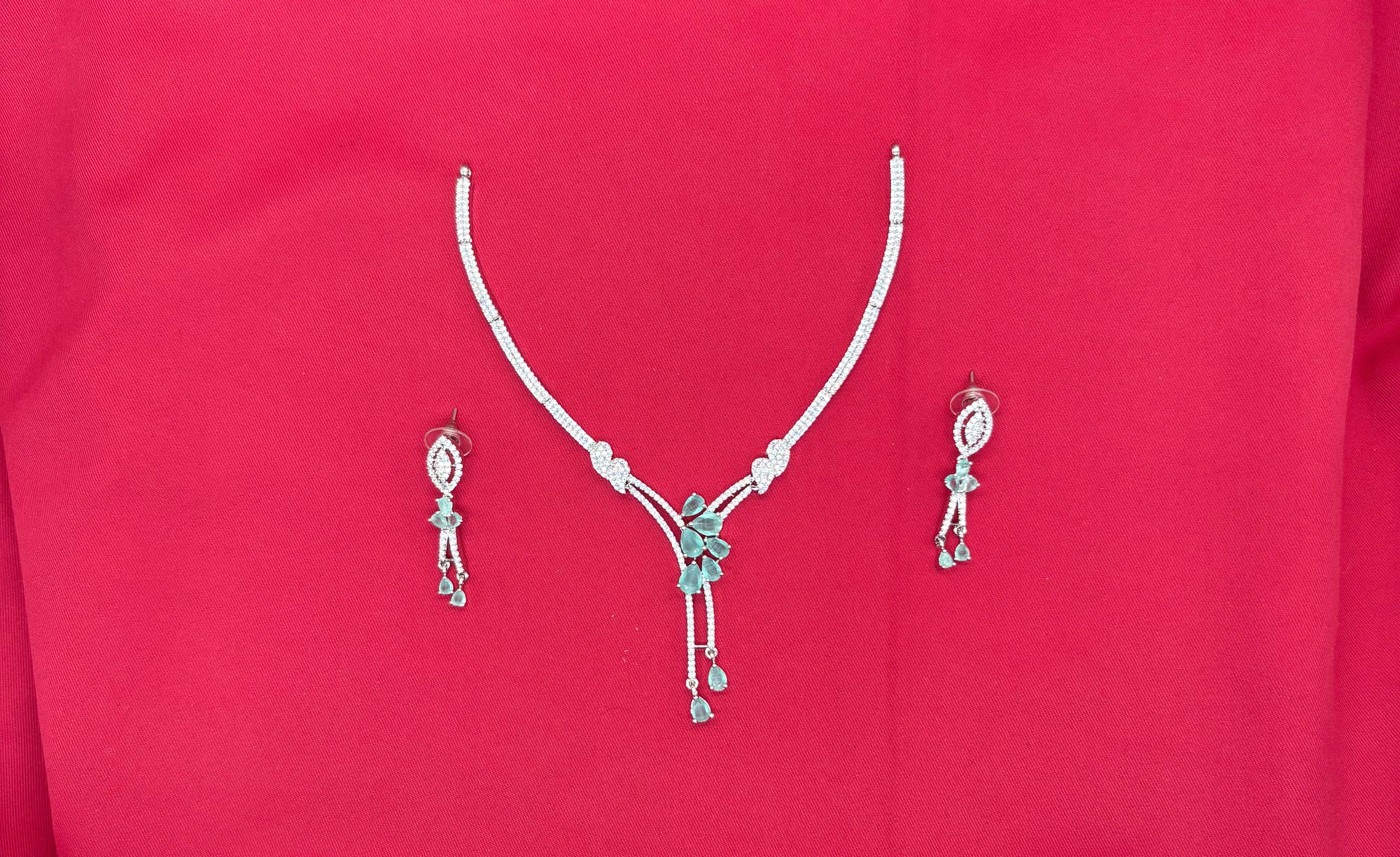 Silver American Diamonds stones deep Mint-Green teardrop and floral-shaped stones Short Necklace