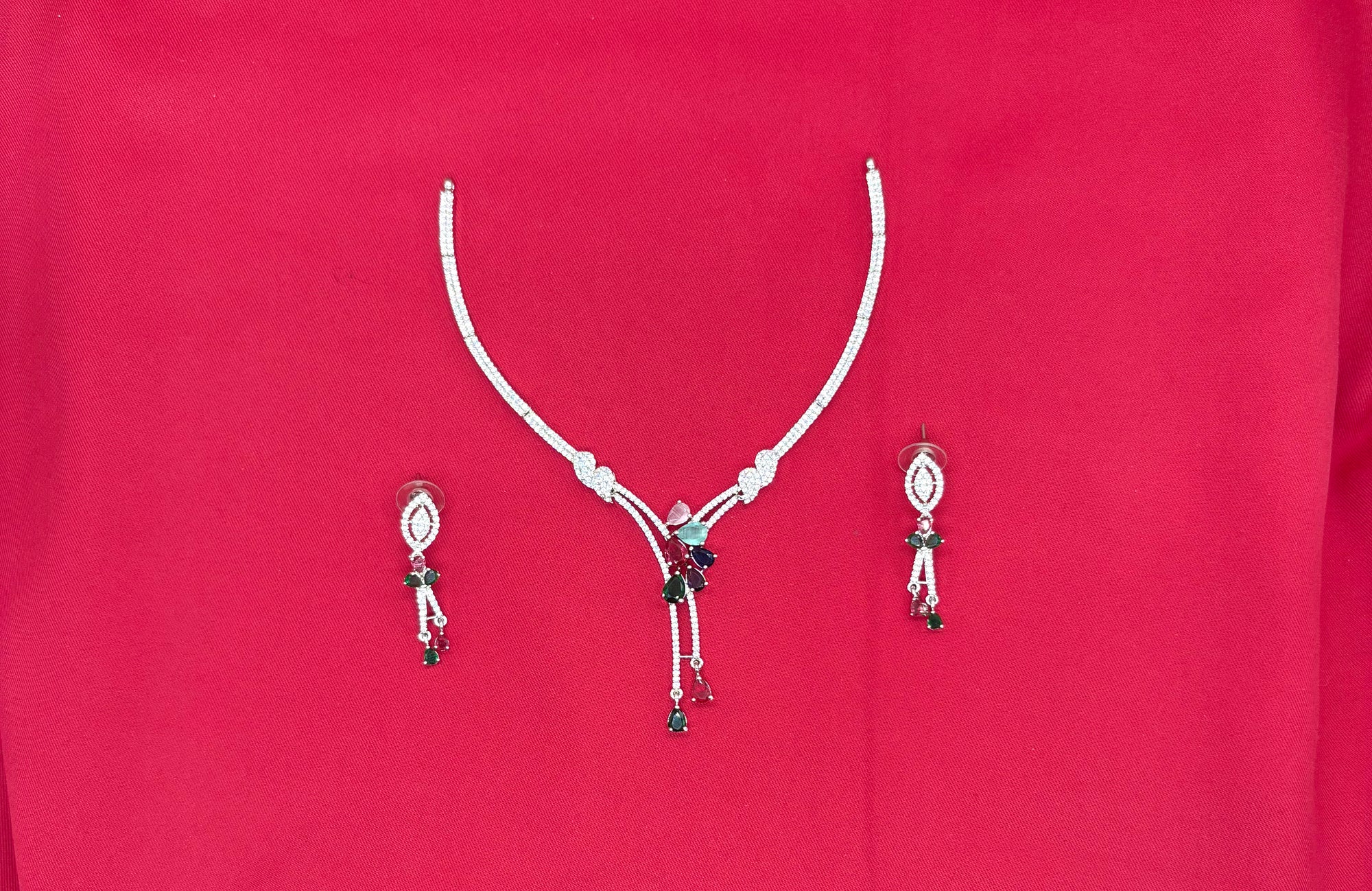 Silver American Diamonds stones deep Multi-stone teardrop and floral-shaped stones Short Necklace