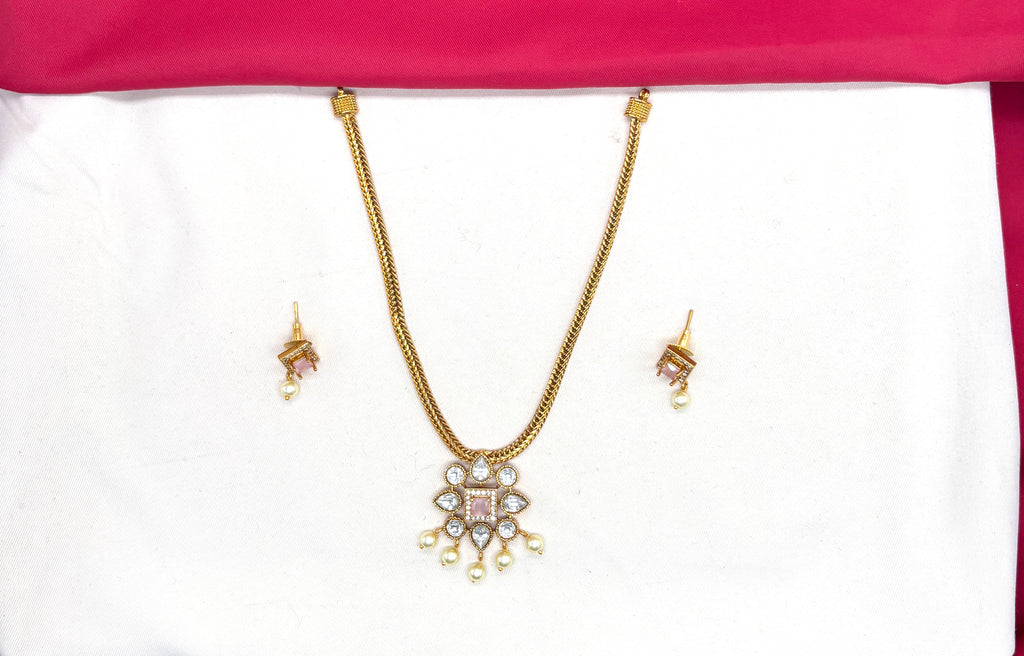 Matte finishing flower design pendent with Baby pink stone short Necklace