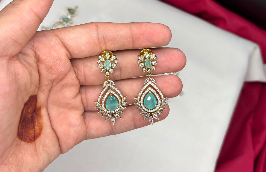 Victorian finishing floral design with sea green stones Necklace