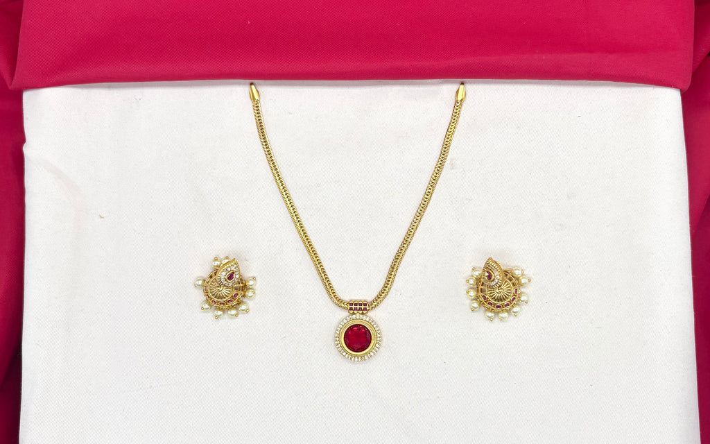 Matte finishing with Red stone Short Necklace