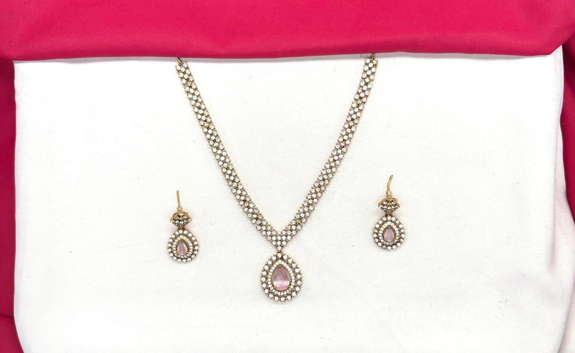 Victorian finishing American Diamonds with Central baby-Pink Stone Short Necklace
