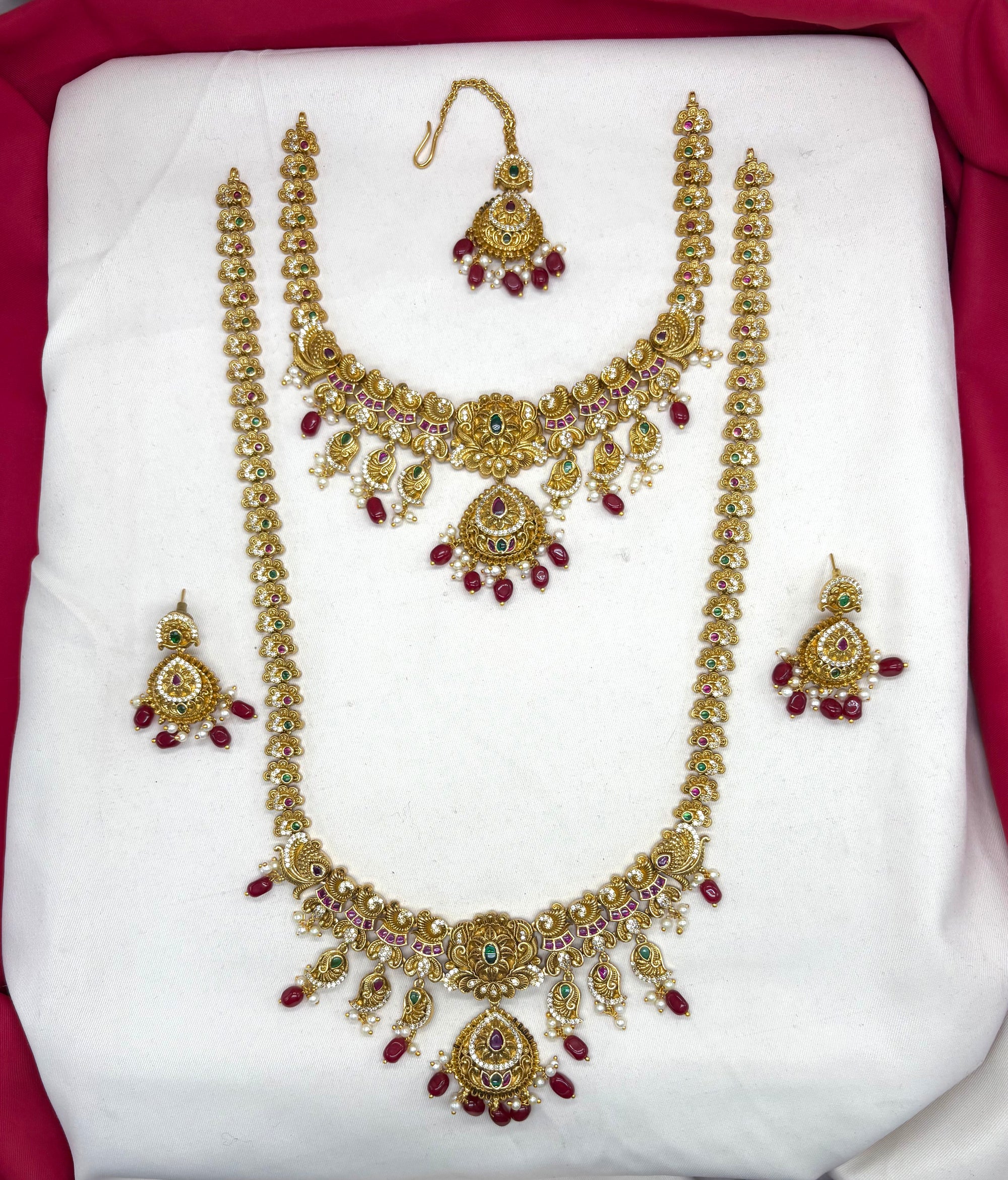 Matte finishing floral design with Red Beads combo-set