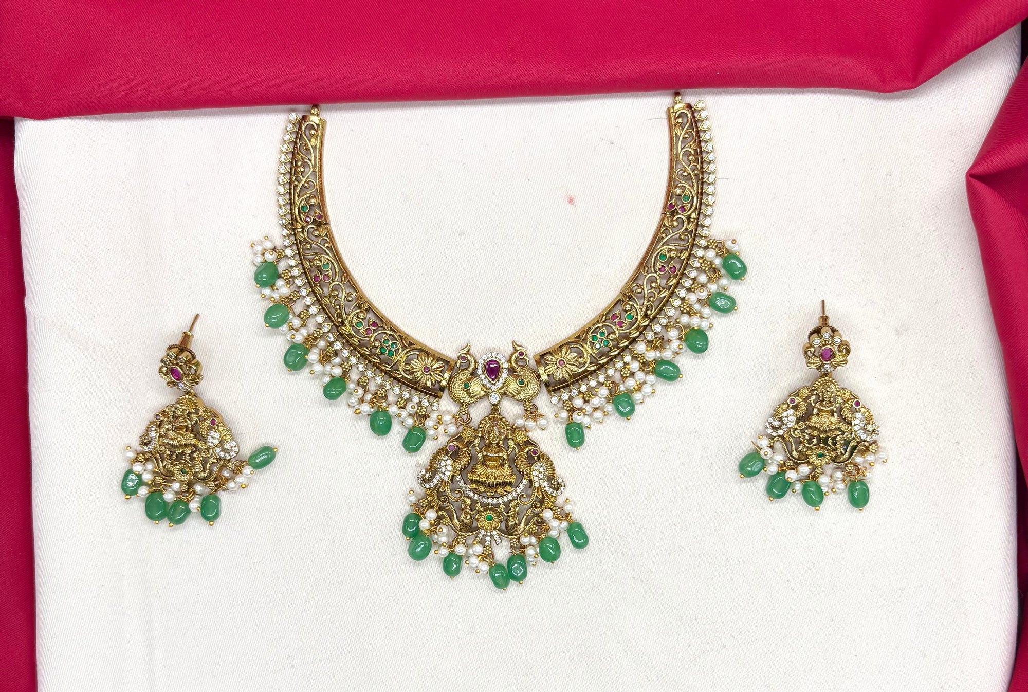 Nakshi finishing floral design with Lord Lakshmi pendant Green Beads Short Necklace