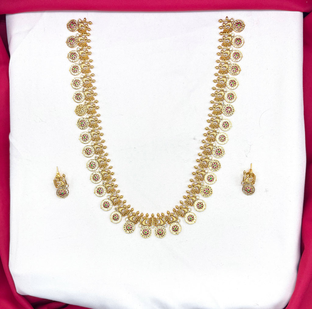 Matte finishing with pink stones long Bottumala Necklace