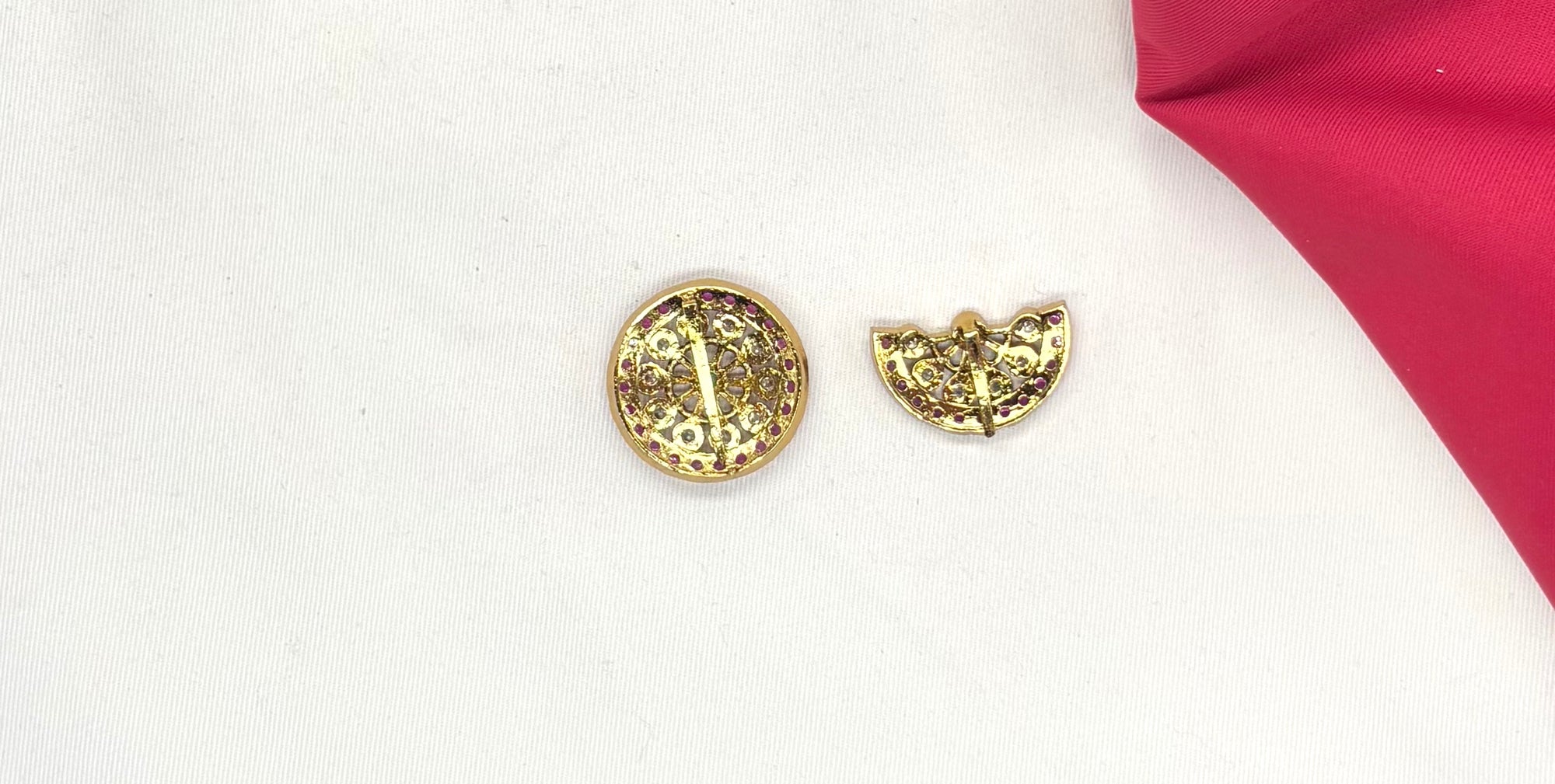 Jadau Kundan crescent-shaped Lockets