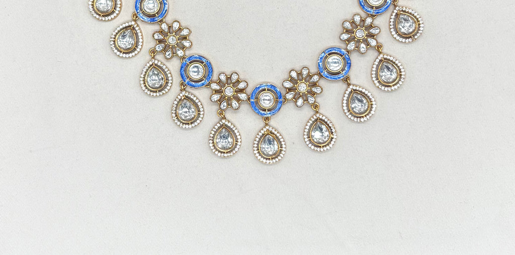 Premium Moissanite Stones floral design Blue circle finish Short Necklace