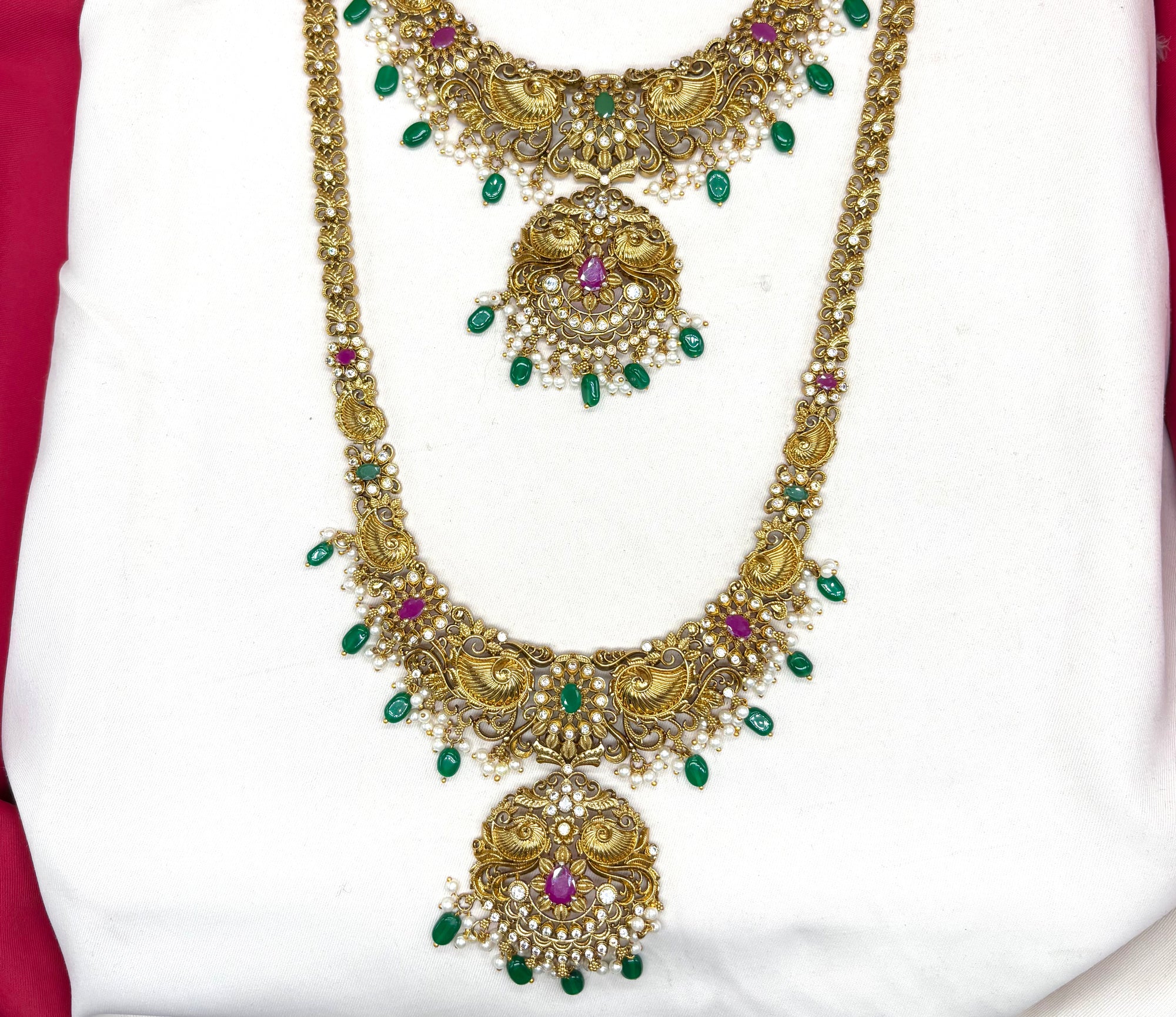 Matte finishing flower design with Ad stone & Green Beads combo-set