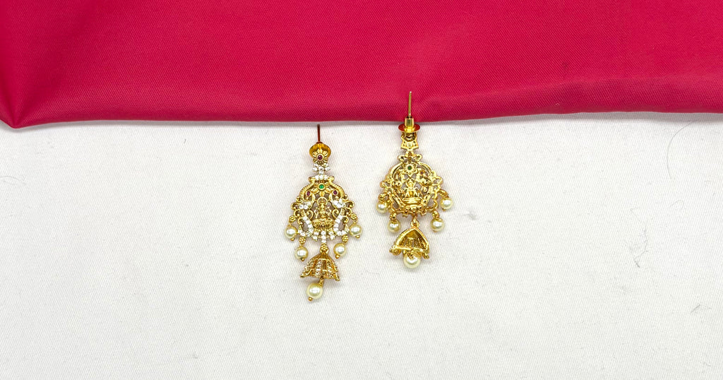 Matte finishing Lord Lakshmi pendant with kasulu Short Necklace
