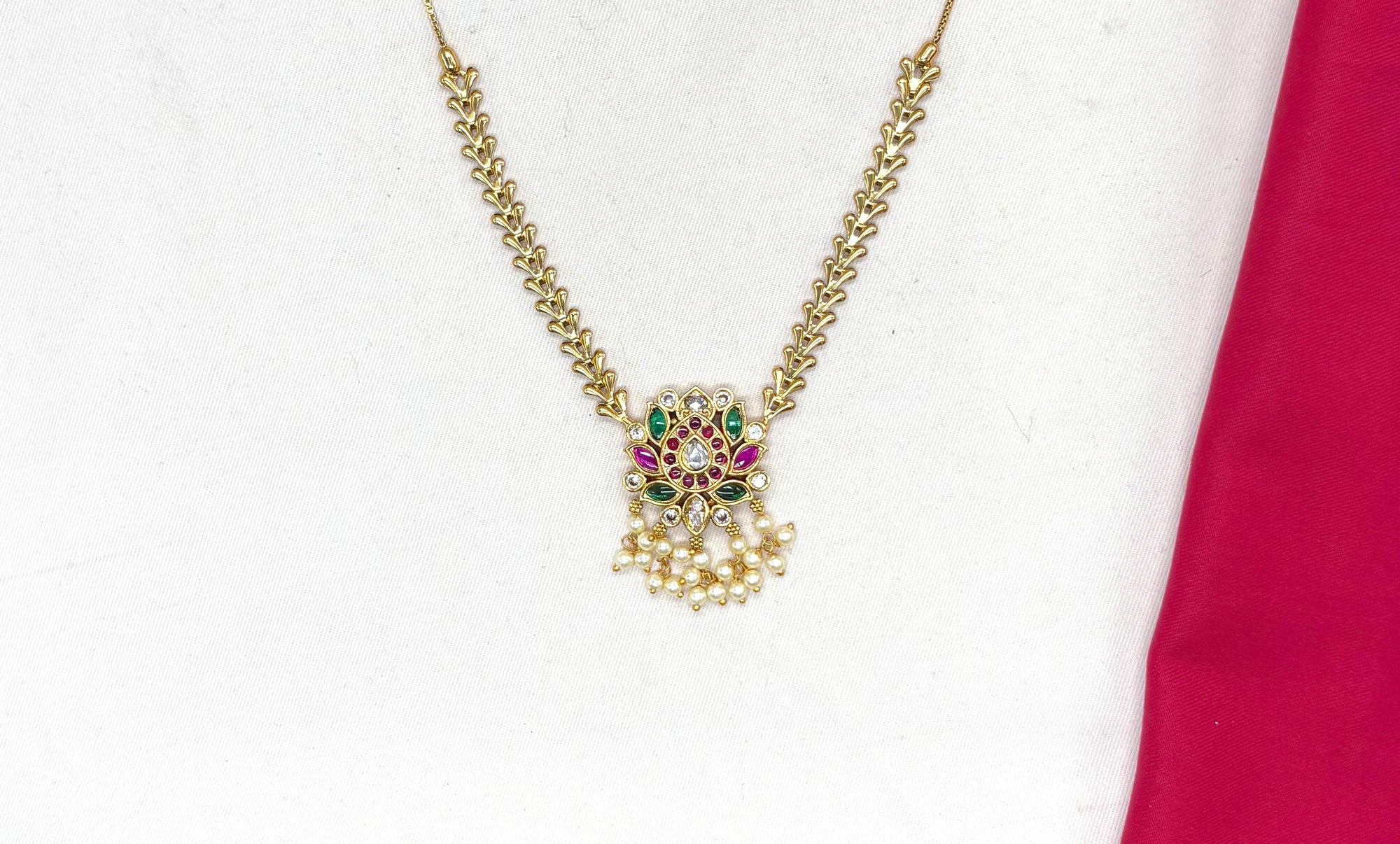 Matte finishing with lotus design with chain short Necklace