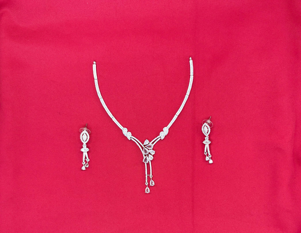 Silver American Diamonds stones deep White teardrop and floral-shaped stones Short Necklace
