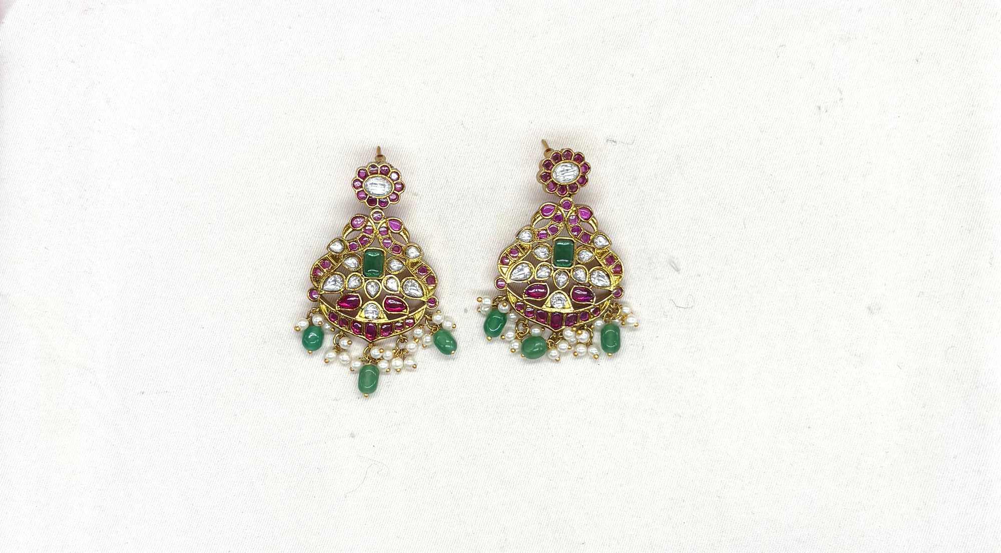 Jadau Kundan with Green Beads Floral design Short Necklace