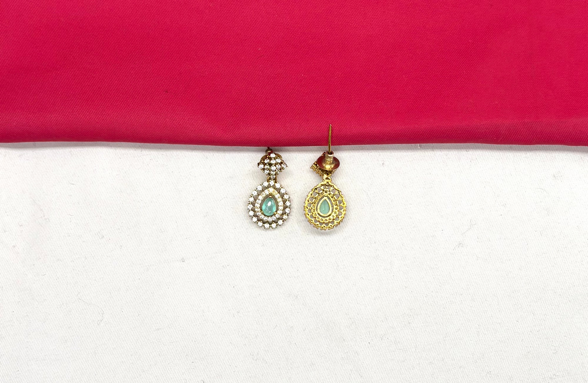 Victorian finishing American Diamonds with Central mint-Green  Stone Short Necklace