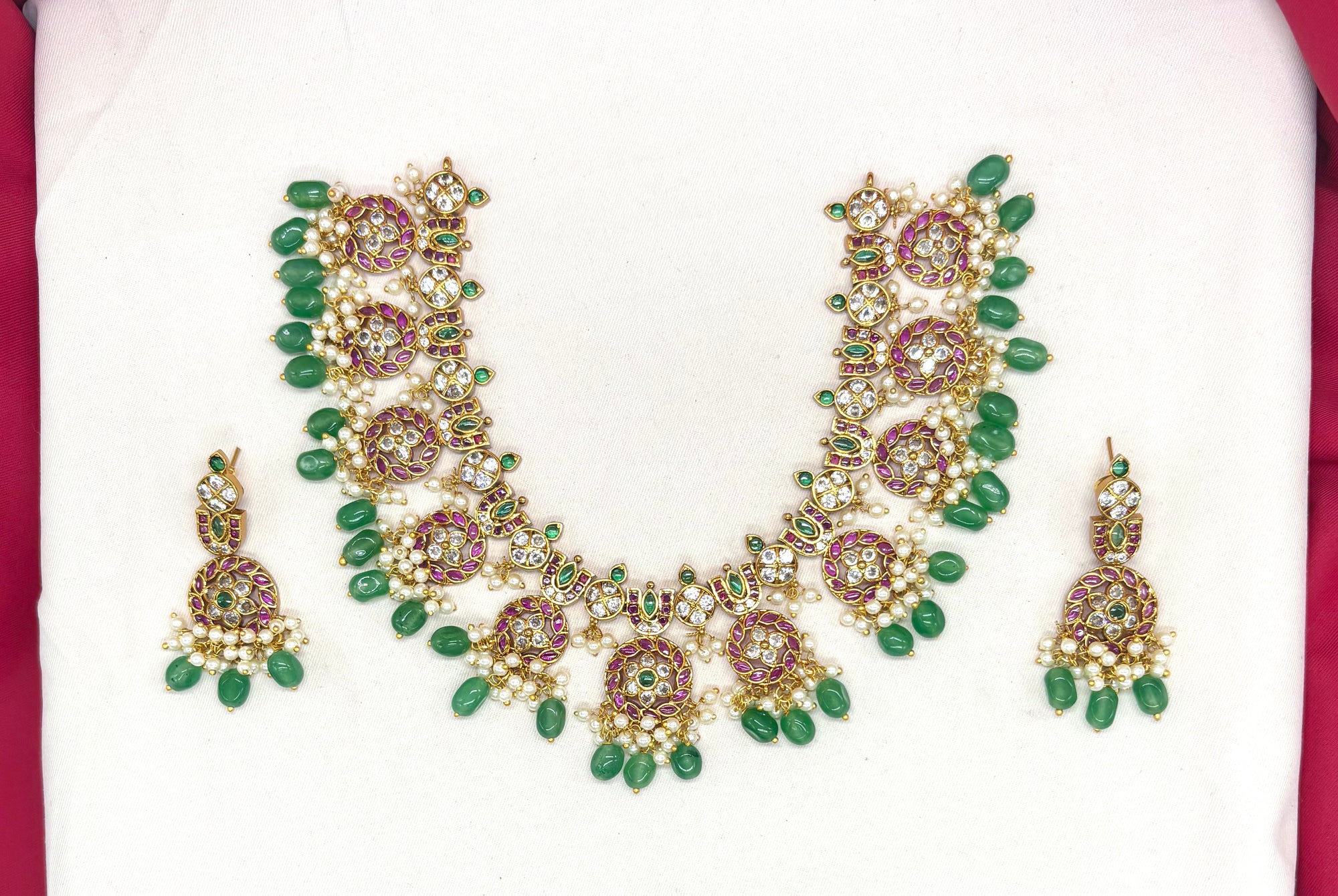 Jadau Kundan Green stones with  white pearls Short Necklace