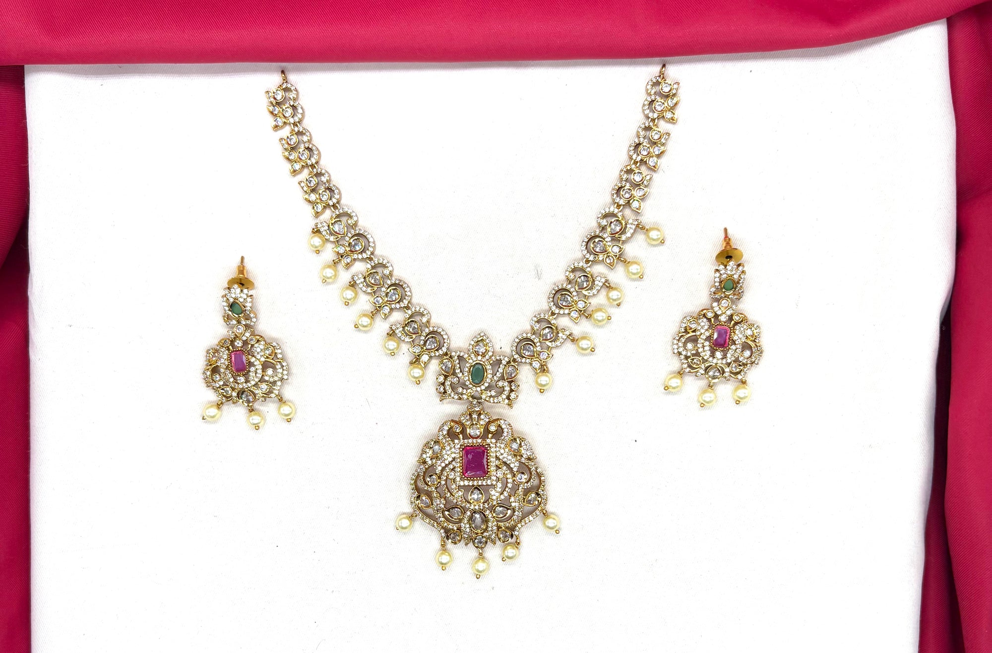 Matte finishing American Diamonds with ovals shape Short  Necklace