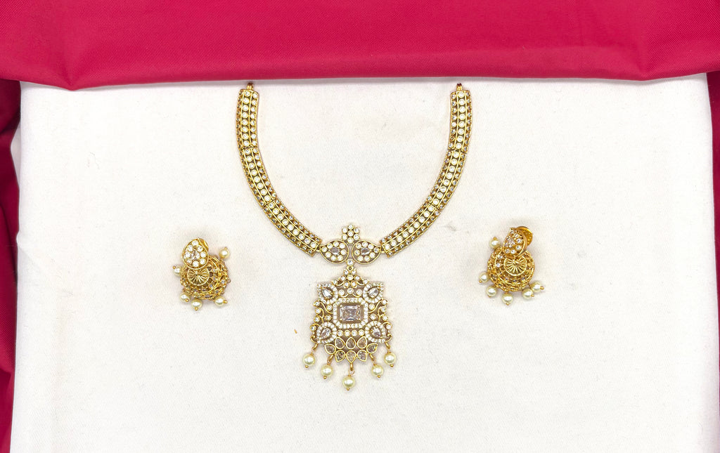 Matte finishing American Diamonds with Central White stone Short Kanti Necklace