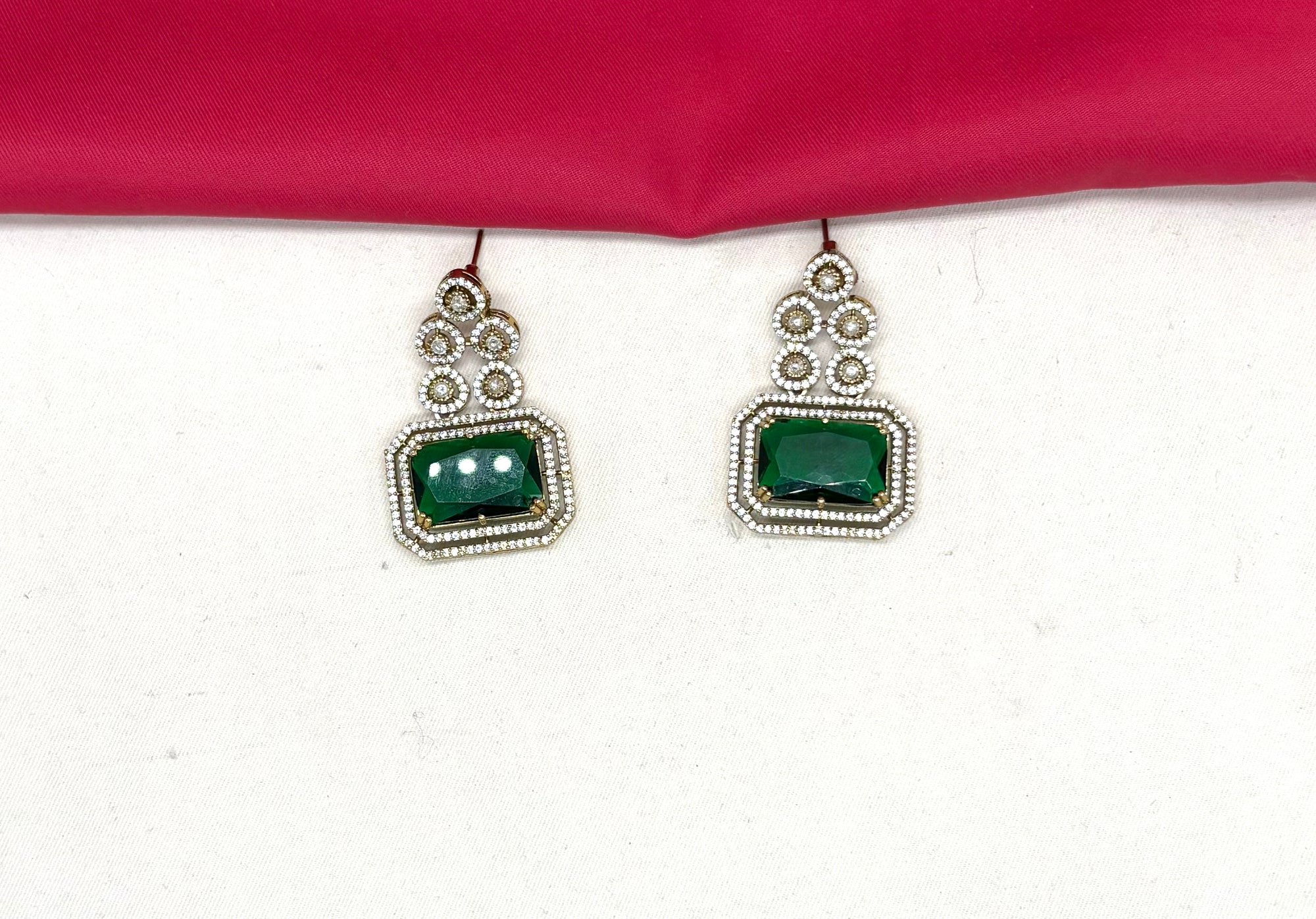 Victorian finishing emerald green stones and intricate American Diamond Necklace