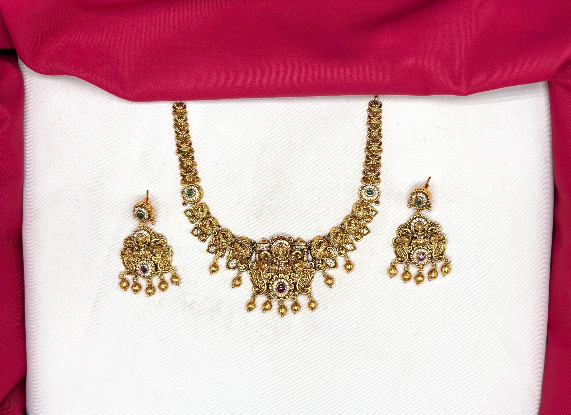 Nakshi finishing lord Lakshmi pendant golden balls short Necklace