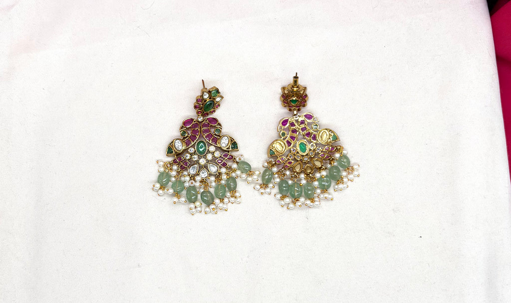 Premium Beautifully designed Heavy Jadau kundan with Green beads Necklace