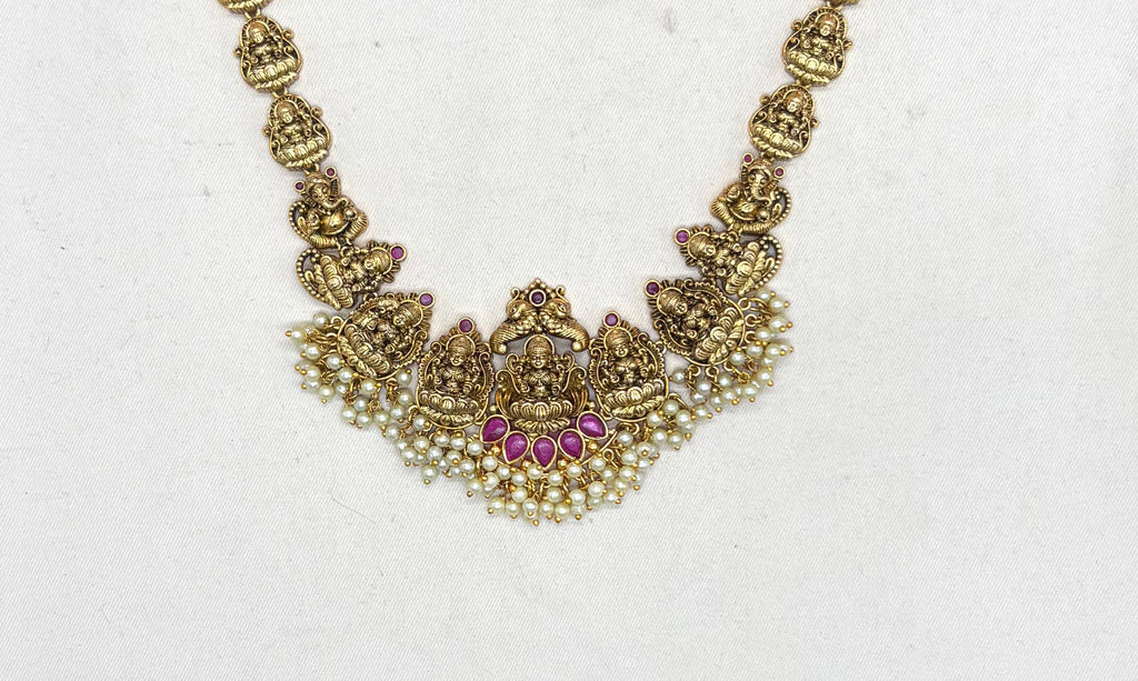 Matte finishing Lord Lakshmi idol with white pearls Short Necklace