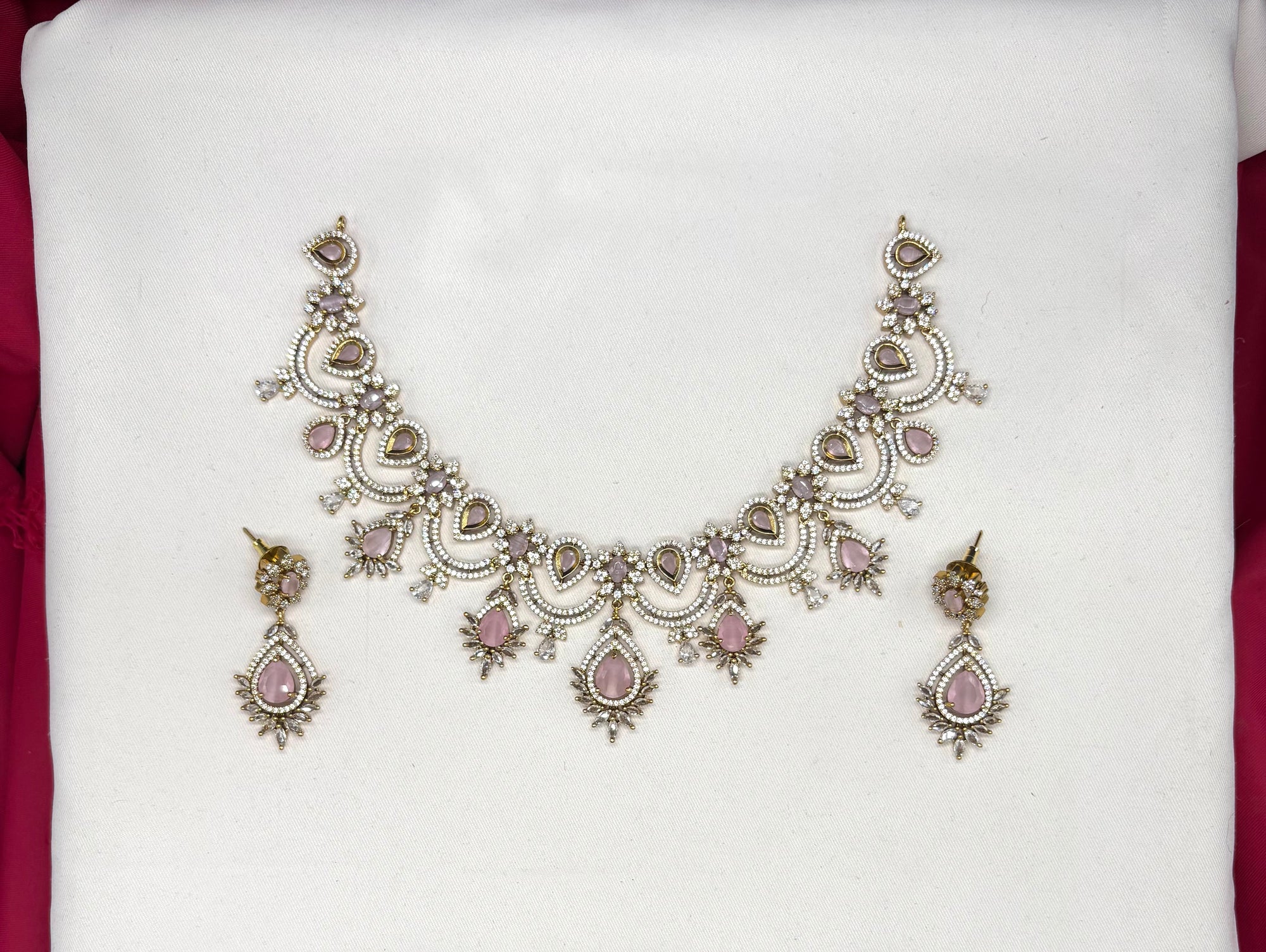 Victorian finishing floral design with sea baby pink stones Necklace