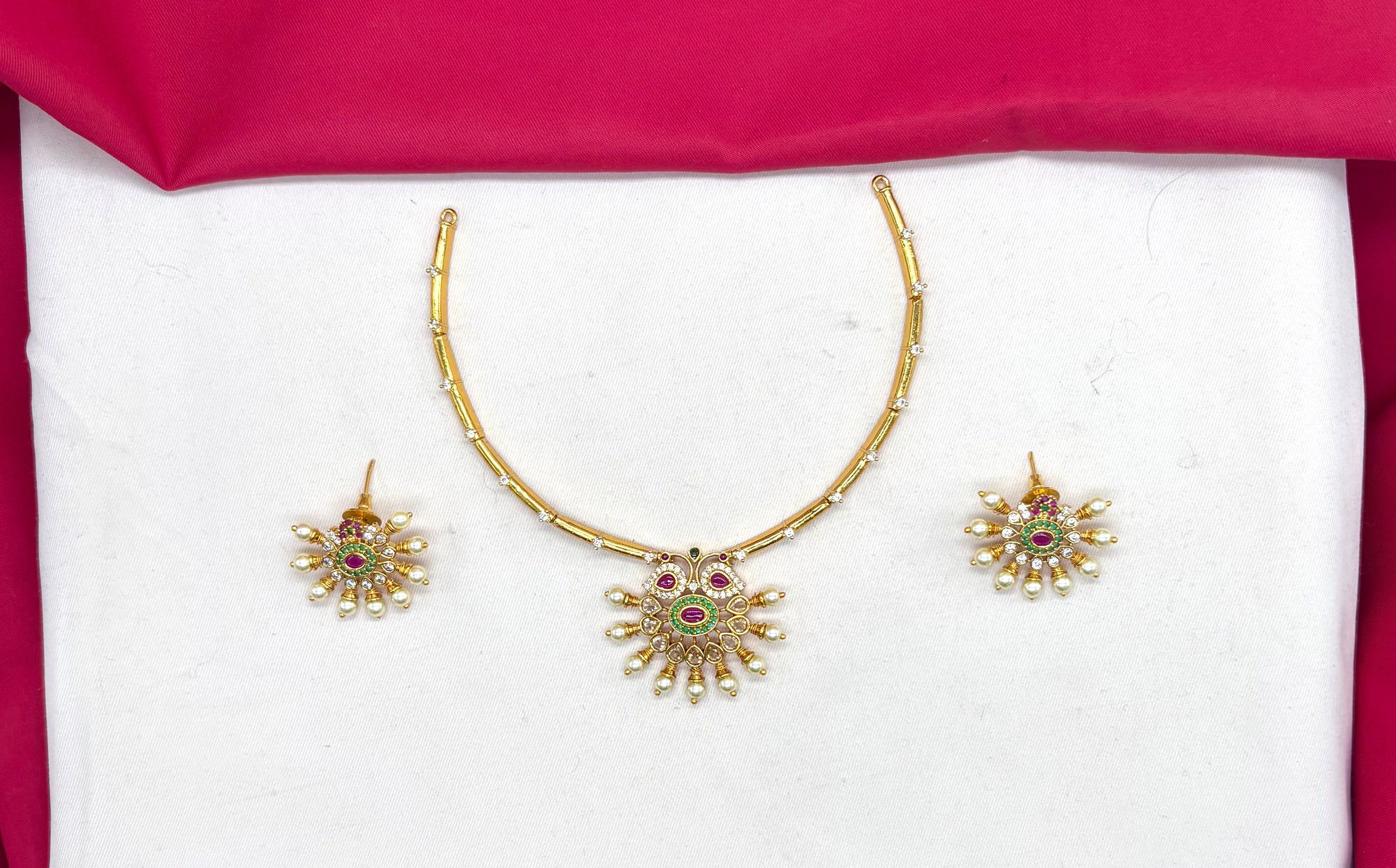 Matte finishing with Green and pink stones Kanti Necklace
