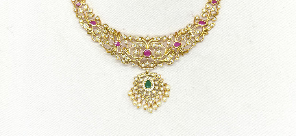 Matte finishing Floral design with Ad stones finish short Necklace