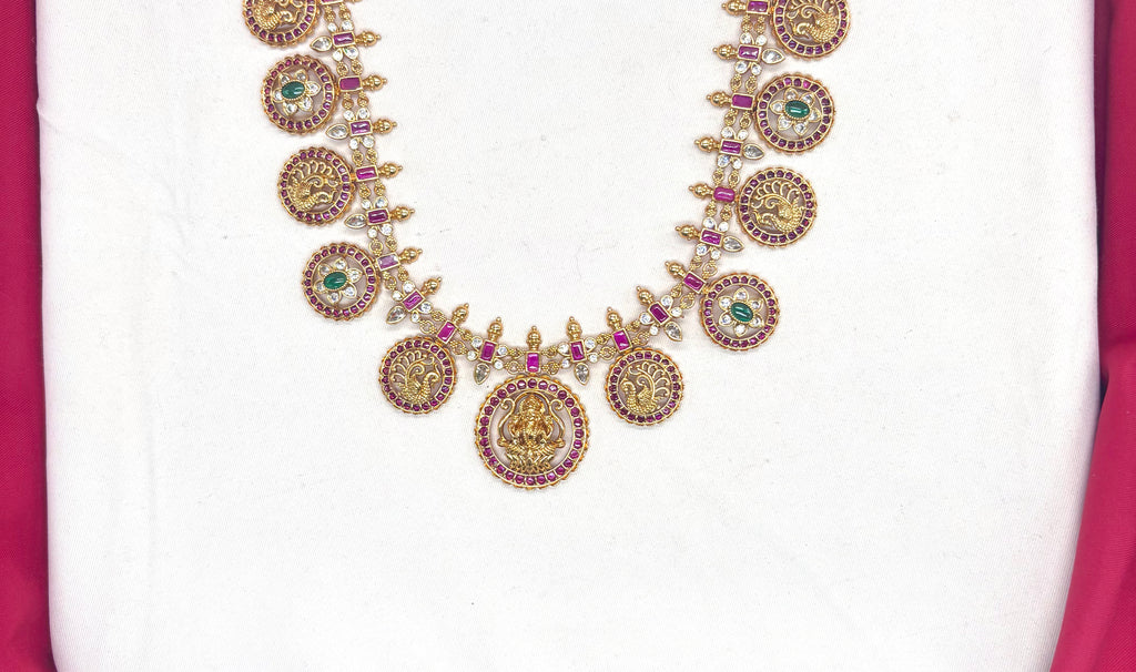 Premium Elegant Bottu Lakshmi Jadau kundan Necklace