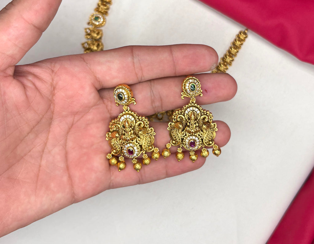 Nakshi finishing lord Lakshmi pendant golden balls short Necklace