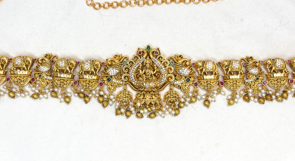 Matte finishing Lord Lakshmi Designed with Elephant and lotus Chain Vaddanam